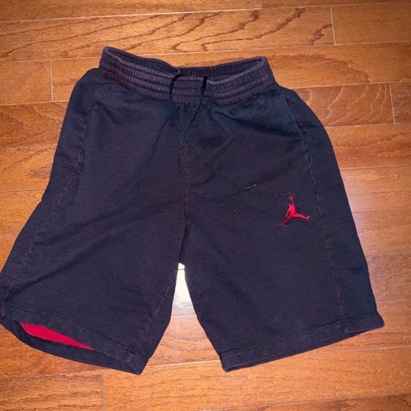 Air Jordan Athletic Shorts Size Large - Picture 1 of 3